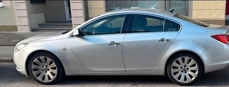 Gebraucht Opel Insignia 180 PS (132 kW) 2009 Silber Limousine