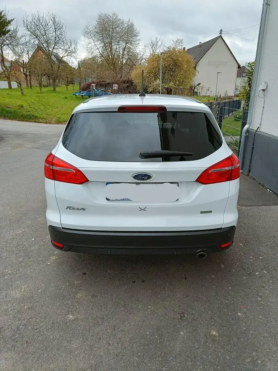 Second-hand Ford Focus Titanium 150 CP (110 kW) 2017 Alb Break