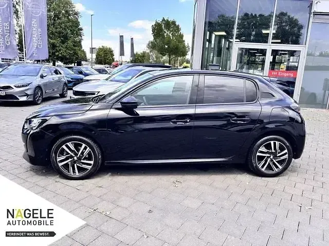 Gebraucht Peugeot 208 Allure 101 PS (74 kW) 2022 Schwarz Kleinwagen
