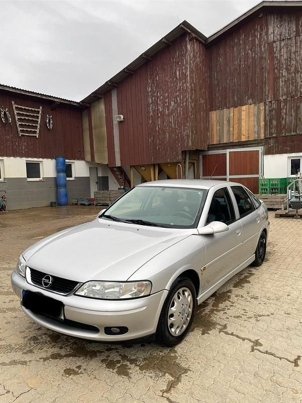 Gebraucht Opel Vectra 130 PS (95 kW) 2002 Silber Coupé