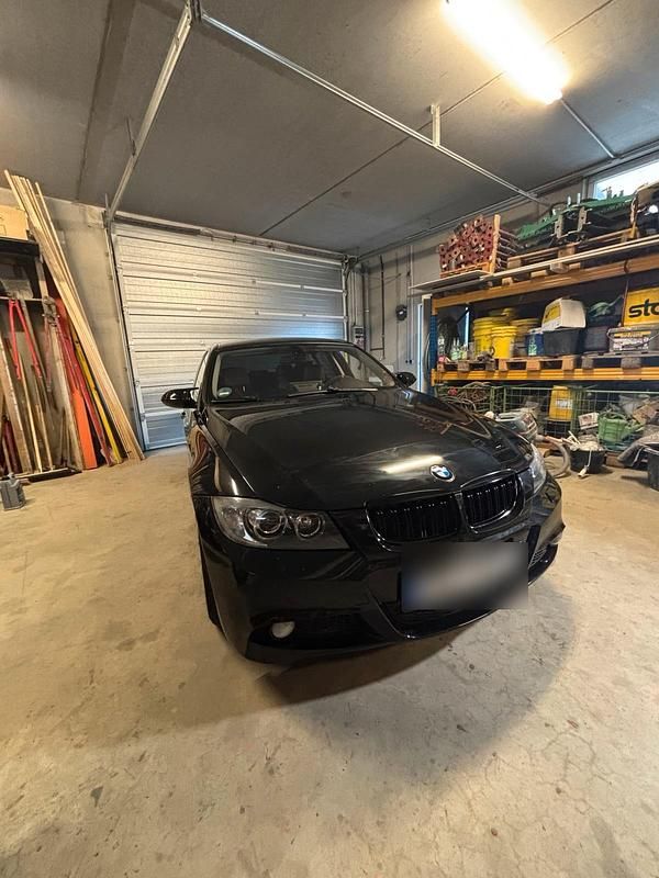 Gebraucht BMW 325 231 PS (169 kW) 2007 Schwarz Limousine