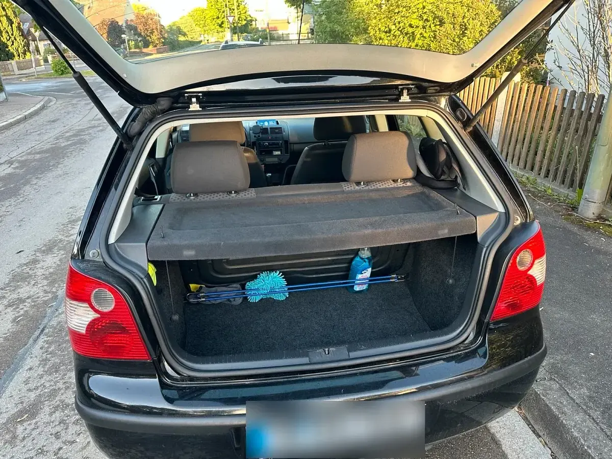 Brugt VW Polo 75 HK (55 kW) 2003 Sort Hatchback