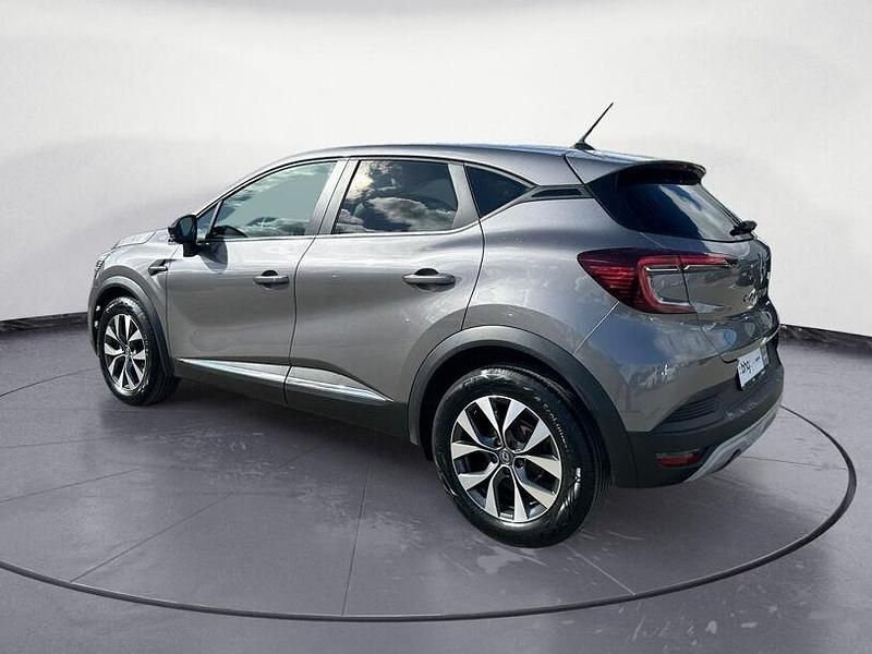 Gebraucht Renault Captur Experience 131 PS (96 kW) 2020 Grau SUV