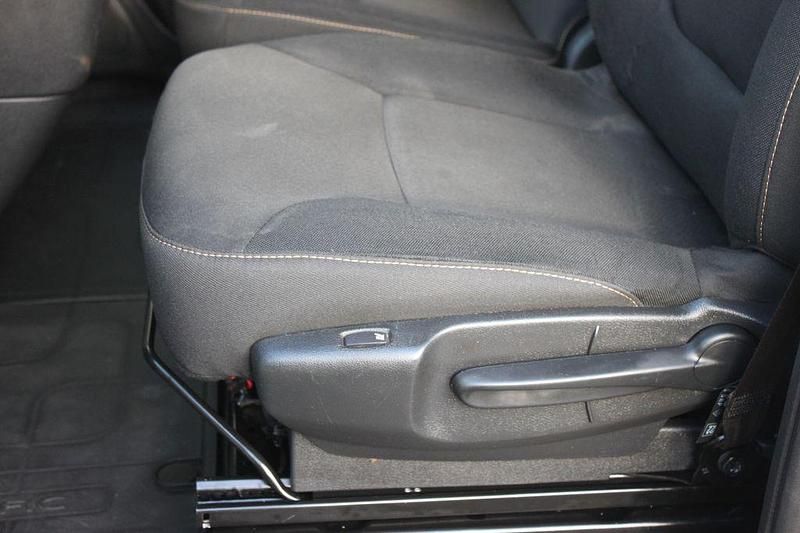 Gebraucht Renault Trafic Komfort 120 PS (88 kW) 2019 Weiß Van / Kleinbus