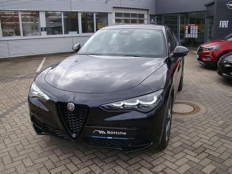 Gebraucht Alfa Romeo Stelvio Sprint 160 PS (117 kW) 2024 Schwarz SUV