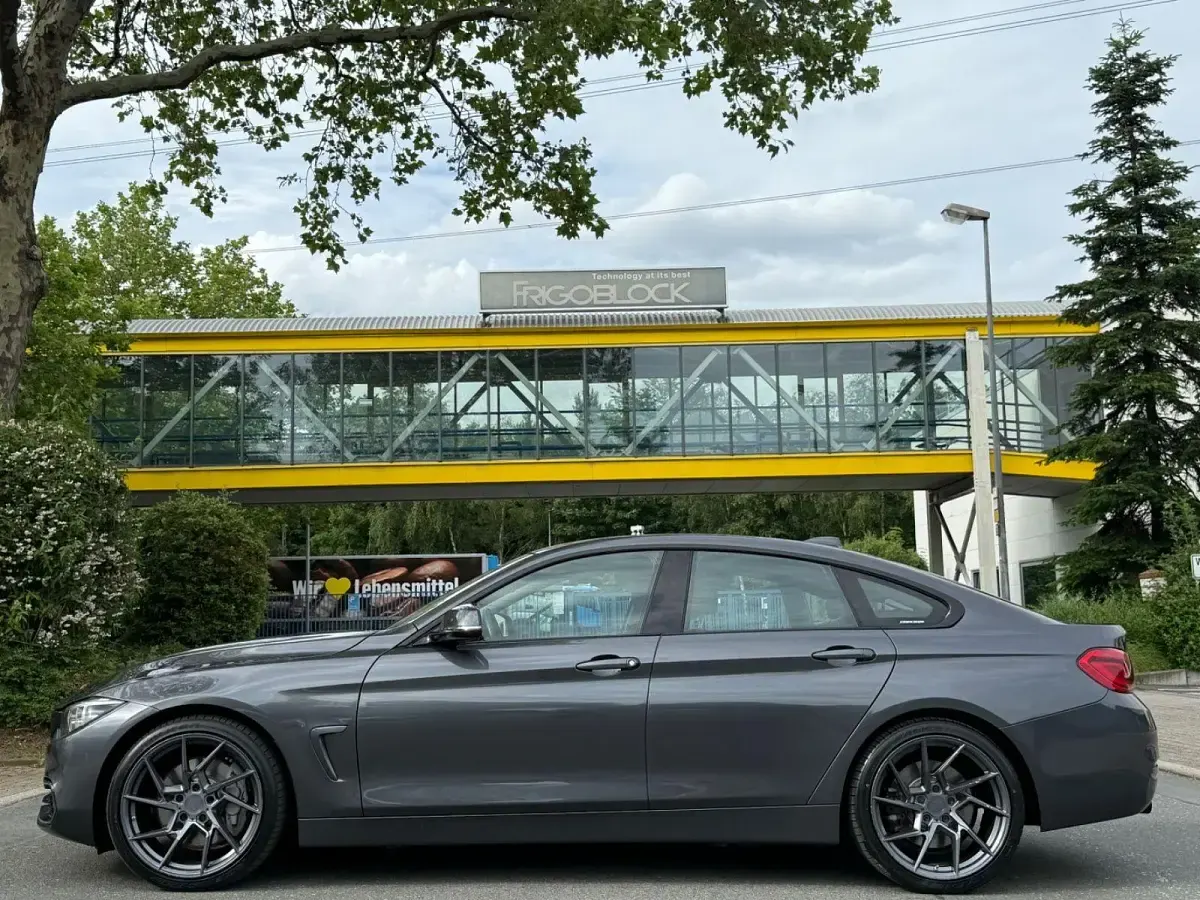 Gebraucht BMW 440 Sport Line 326 PS (239 kW) 2019 Grau Coupé