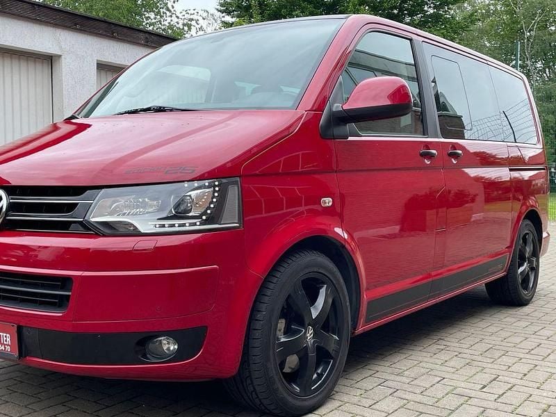 Second-hand VW T5 Edition 179 CP (131 kW) 2012 Roșu Van