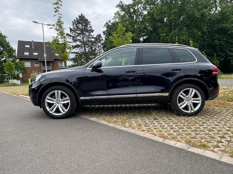 Gebraucht VW Touareg 245 PS (180 kW) 2012 Schwarz SUV