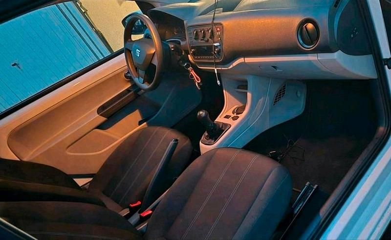 Second-hand Seat Mii 60 CP (44 kW) 2017 Alb Hatchback