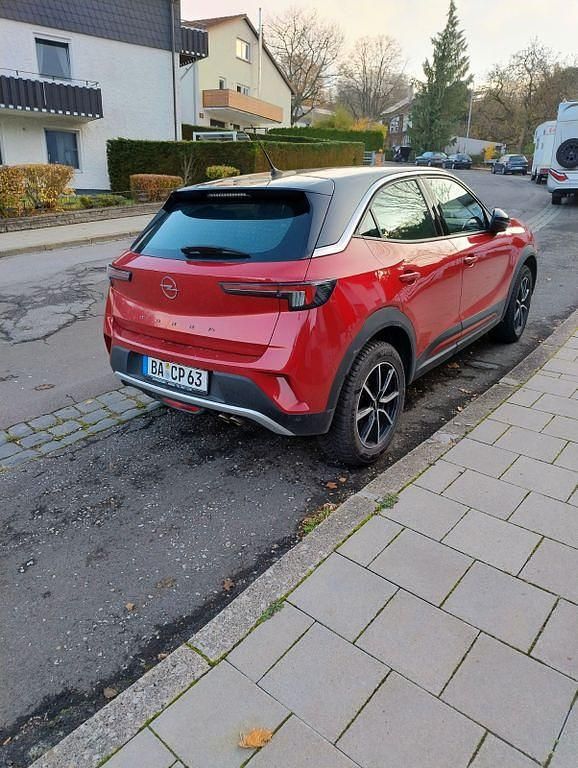 Rot Gebraucht 2023 Opel Mokka Ultimate SUV | 20.800 € (Fairer Preis) - Bild 1/4
