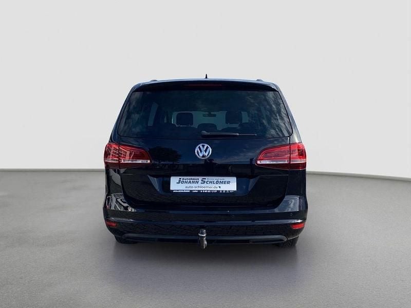 Gebraucht VW Sharan Comfortline 150 PS (110 kW) 2018 Schwarz Van / Kleinbus