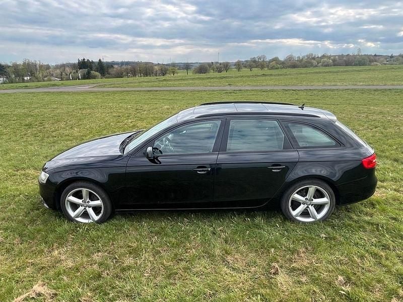 Usata Audi A4 143 CV (105 kW) 2013 Nero Station wagon