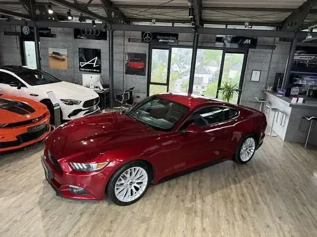 Gebraucht Ford Mustang Fastback 317 PS (233 kW) 2017 Rubyrot (metallic) Coupé