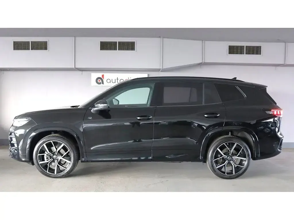 Gebraucht VW Tayron R-line 193 PS (141 kW) 2025 Schwarz SUV
