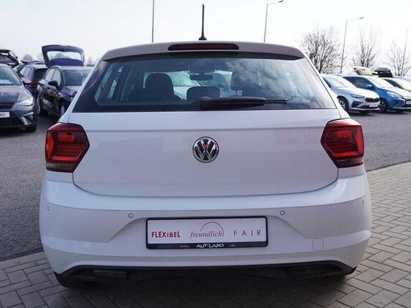 Gebraucht VW Polo 75 PS (55 kW) 2017 Weiß Kleinwagen