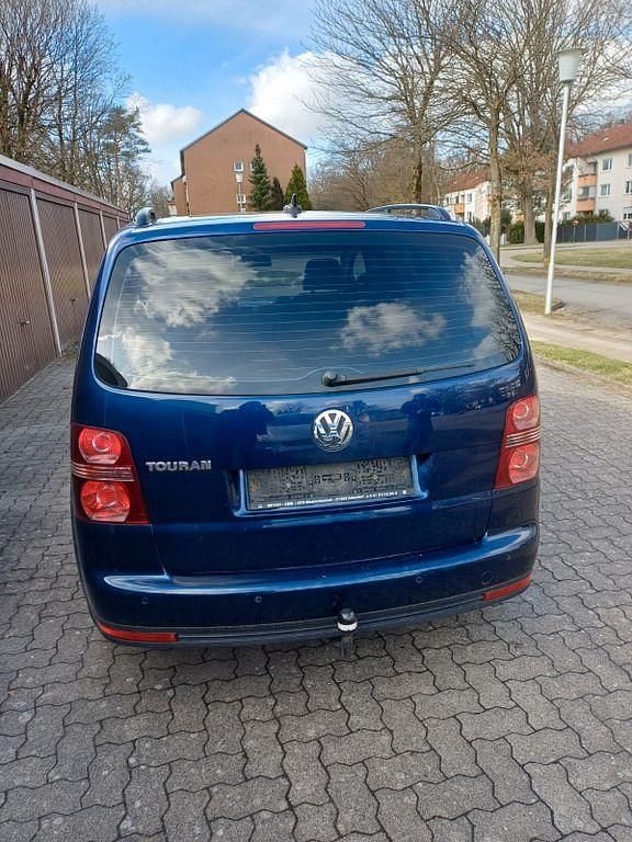 Gebraucht VW Touran Trendline 140 PS (102 kW) 2007 Blau Van / Kleinbus