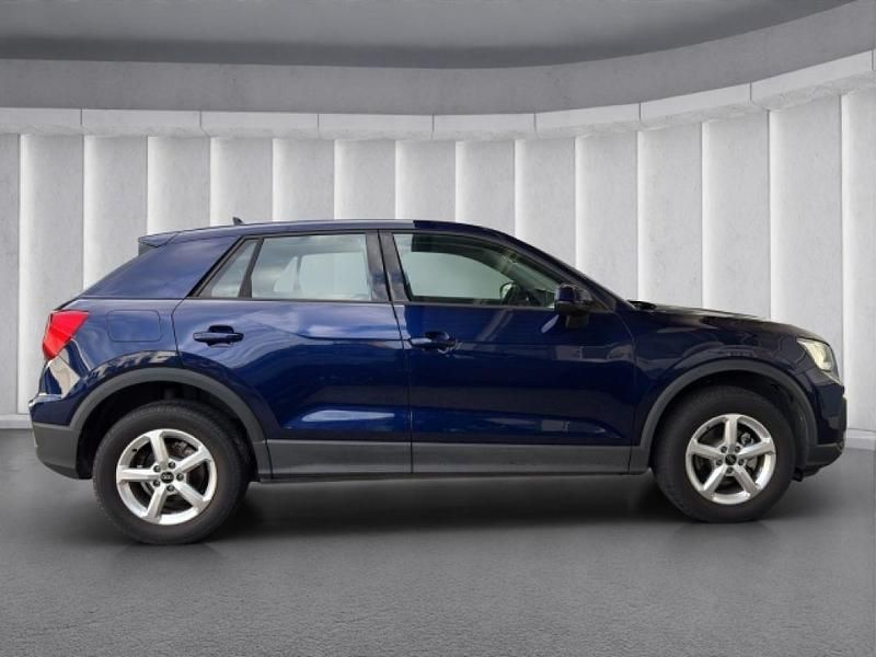 Gebraucht Audi Q2 Comfort 150 PS (110 kW) 2024 Navarrablau SUV