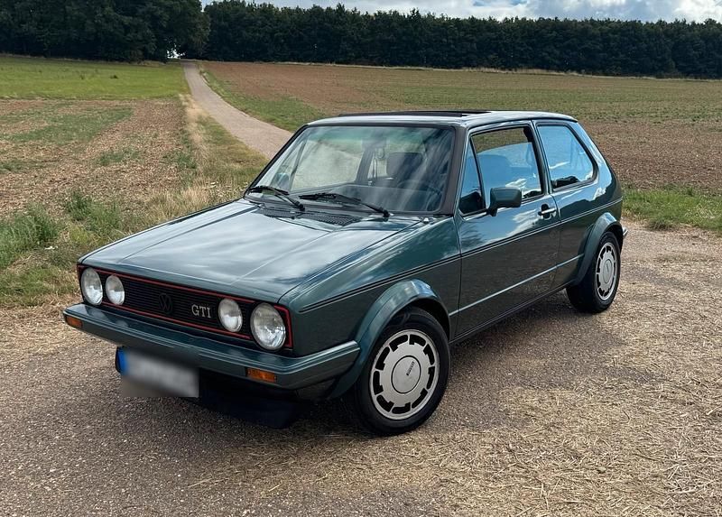 Grün Gebraucht 1983 VW Golf I GTI Kleinwagen | 17.800 € - Bild 1/4