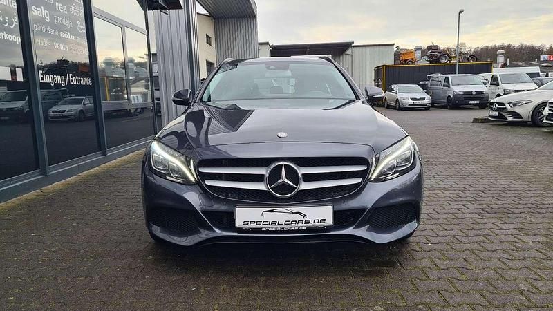Gebraucht Mercedes C200 136 PS (100 kW) 2015 Grau Kombi