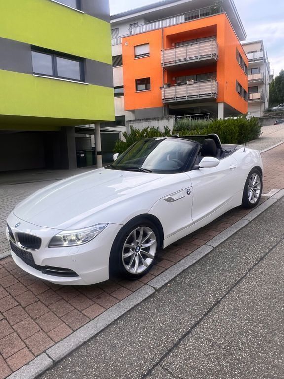 Weiß Gebraucht 2014 BMW Z4 Performance Cabrio | 16.200 € (Fairer Preis) - Bild 1/4