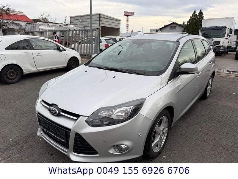 Gebraucht Ford Focus Titanium 125 PS (91 kW) 2013 Silber Kombi