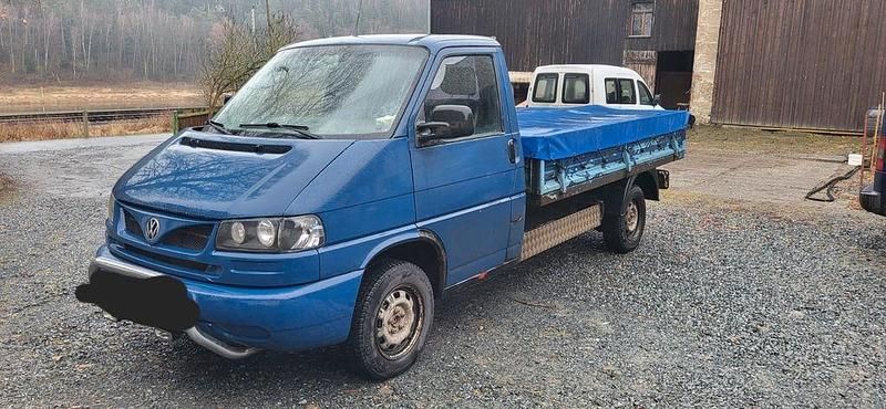 Gebraucht VW T4 102 PS (75 kW) 1996 Blau Van