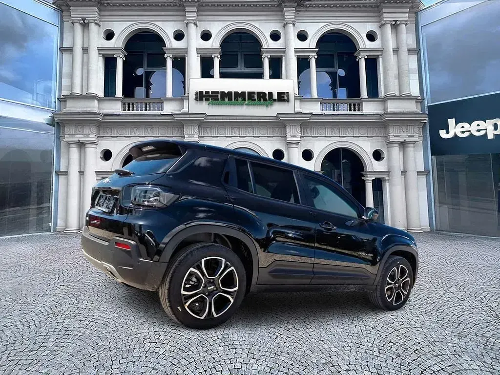 Nouvelle Jeep Avenger Summit 101 ch (74 kW) 2025 Noir SUV