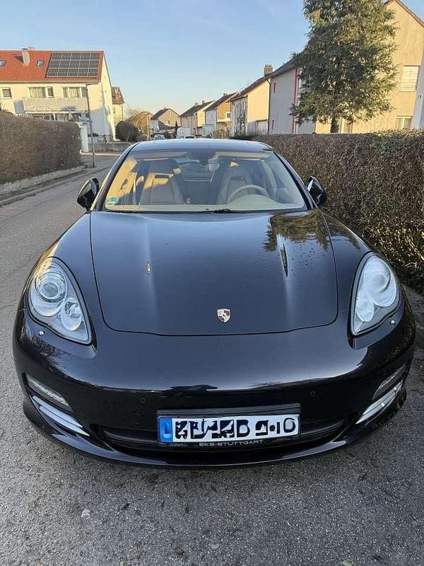 Gebraucht Porsche Panamera 400 PS (294 kW) 2012 Kleinwagen