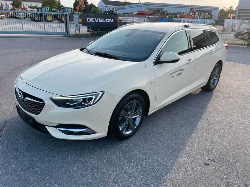 Gelb Gebraucht 2019 Opel Insignia Sport Limousine | 10.700 € (Guter Preis) - Bild 1/4