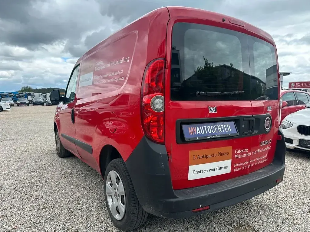 Gebraucht Fiat Doblò 90 PS (66 kW) 2012 Rosso speed/corsa Van / Kleinbus