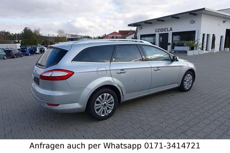 Gebraucht Ford Mondeo Ghia 116 PS (85 kW) 2009 Silber Kombi