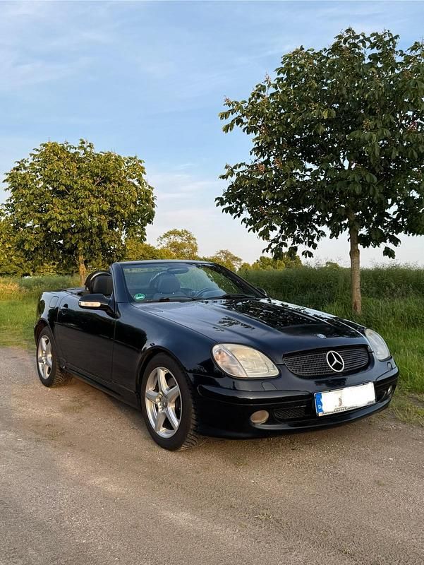 Schwarz Gebraucht 2001 Mercedes SLK200 Cabrio | 2.500 € (Superpreis) - Bild 1/4