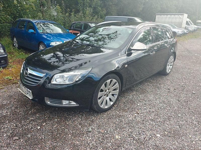 Schwarz Gebraucht 2012 Opel Insignia Sport Kombi | 3.200 € (Fairer Preis) - Bild 1/4