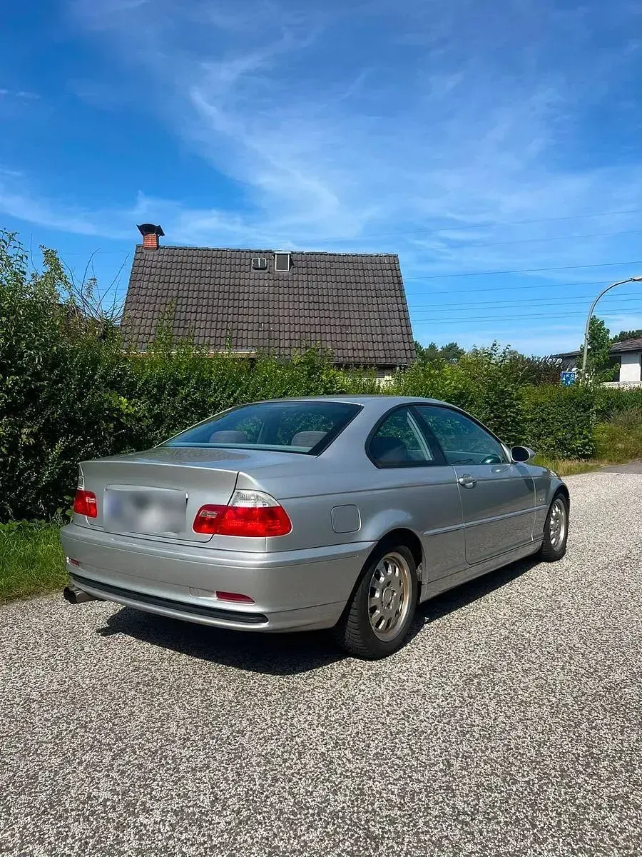 Gebraucht BMW 318 118 PS (86 kW) 1999 Silber Coupé