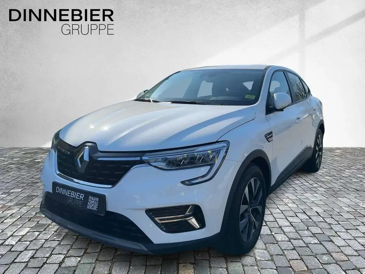 Gebraucht Renault Arkana Equilibre 140 PS (102 kW) 2023 Weiß SUV