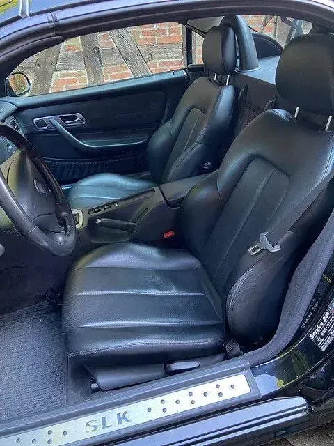 Gebraucht Mercedes SLK230 197 PS (144 kW) 2003 Schwarz Cabrio