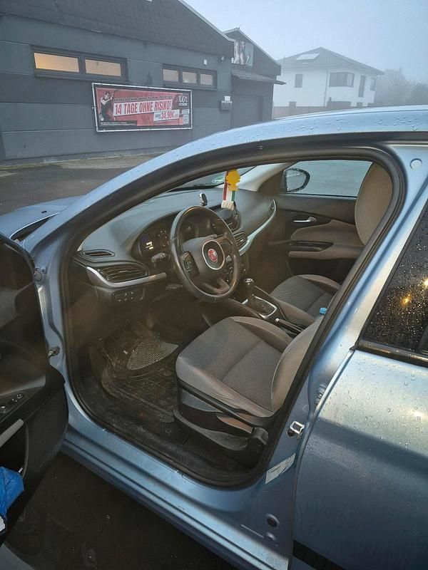 Gebraucht Fiat Tipo 2016 Blau Limousine