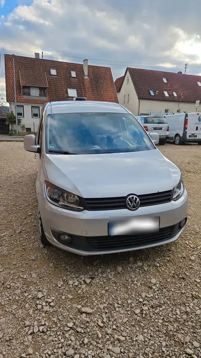 Gebraucht VW Caddy Maxi 140 PS (102 kW) 2014 Grau Van / Kleinbus