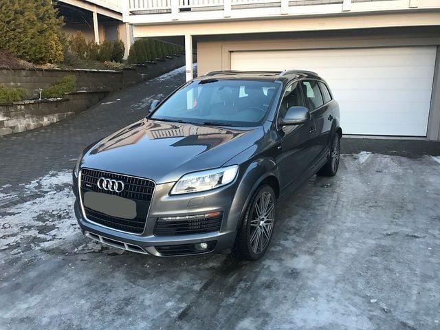 Grau metallic Gebraucht 2007 Audi Q7 S-Line SUV | 10.950 € (Superpreis) - Bild 1/4