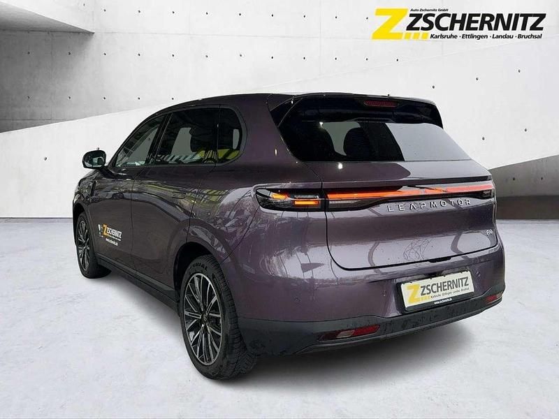 Gebraucht Leapmotor B10 160 kW (218 PS) 2025 Dawn purple SUV