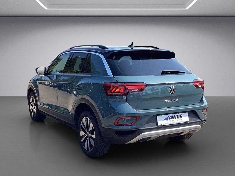 Gebraucht VW T-Roc Move 150 PS (110 kW) 2024 Blau / petroleum blue (metallic) SUV