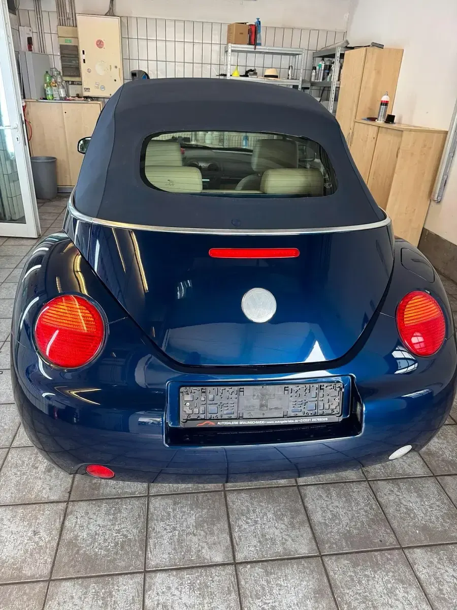 Gebraucht VW New Beetle Cabriolet 102 PS (75 kW) 2006 Blau Cabrio