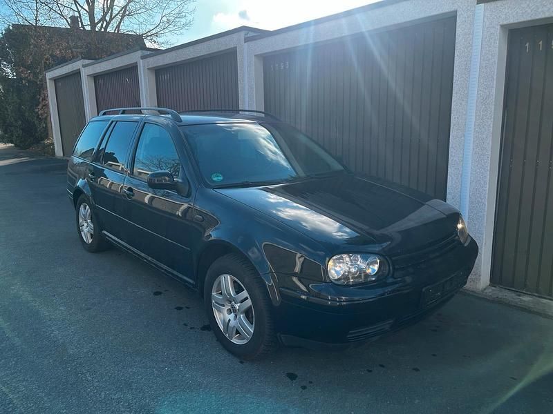 Schwarz Gebraucht 2005 VW Golf IV Kombi | 599 € (Superpreis) - Bild 1/4