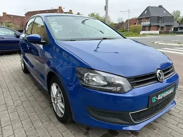 Gebraucht VW Polo Trendline 90 PS (66 kW) 2011 Meerblau Kleinwagen