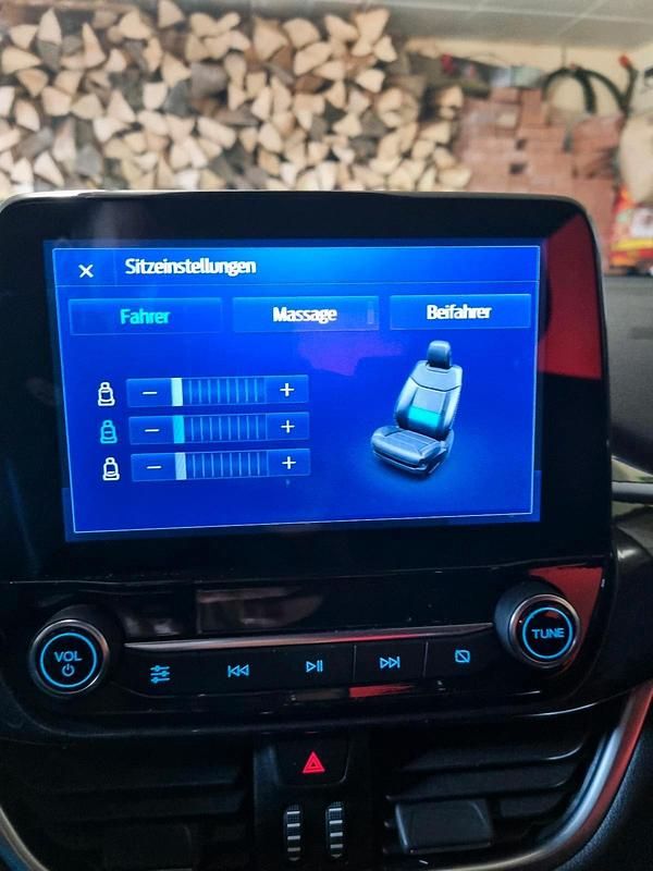 Gebraucht Ford Puma Titanium 125 PS (91 kW) 2020 Gold SUV