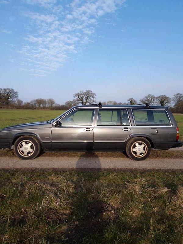 Gebraucht Volvo 740 113 PS (83 kW) 1988 Grau Kombi