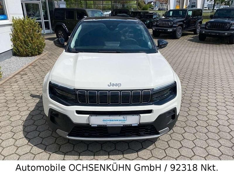 Neu Jeep Avenger Summit 101 PS (74 kW) 2025 Weiß SUV