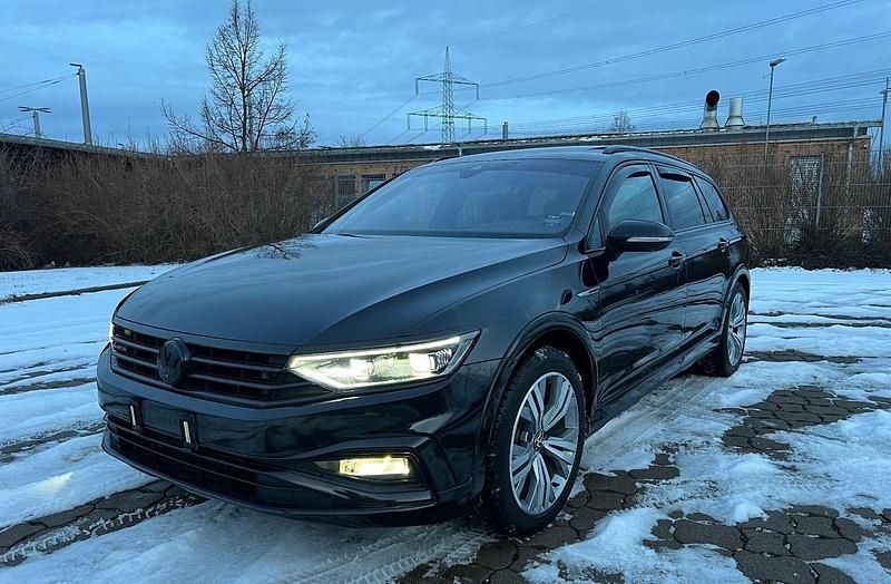 Gebraucht VW Passat Alltrack 239 PS (175 kW) 2019 Schwarz Kombi