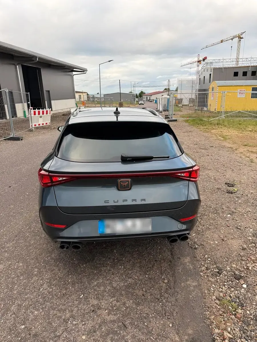 Gebraucht Cupra Leon VZ 310 PS (228 kW) 2023 Andere farben Kombi
