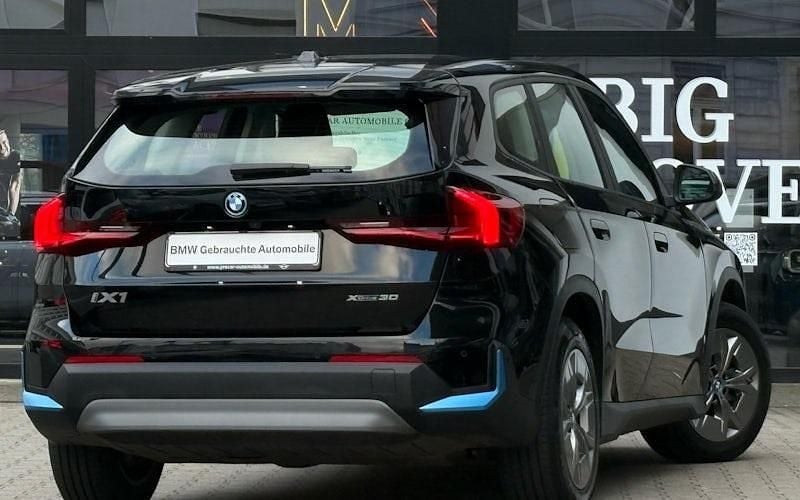 Gebraucht BMW iX1 Performance 230 kW (313 PS) 2023 Schwarz SUV